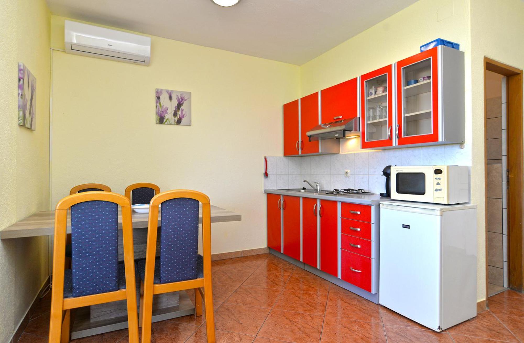 Apartments Milica 56 พูลา ภายนอก รูปภาพ