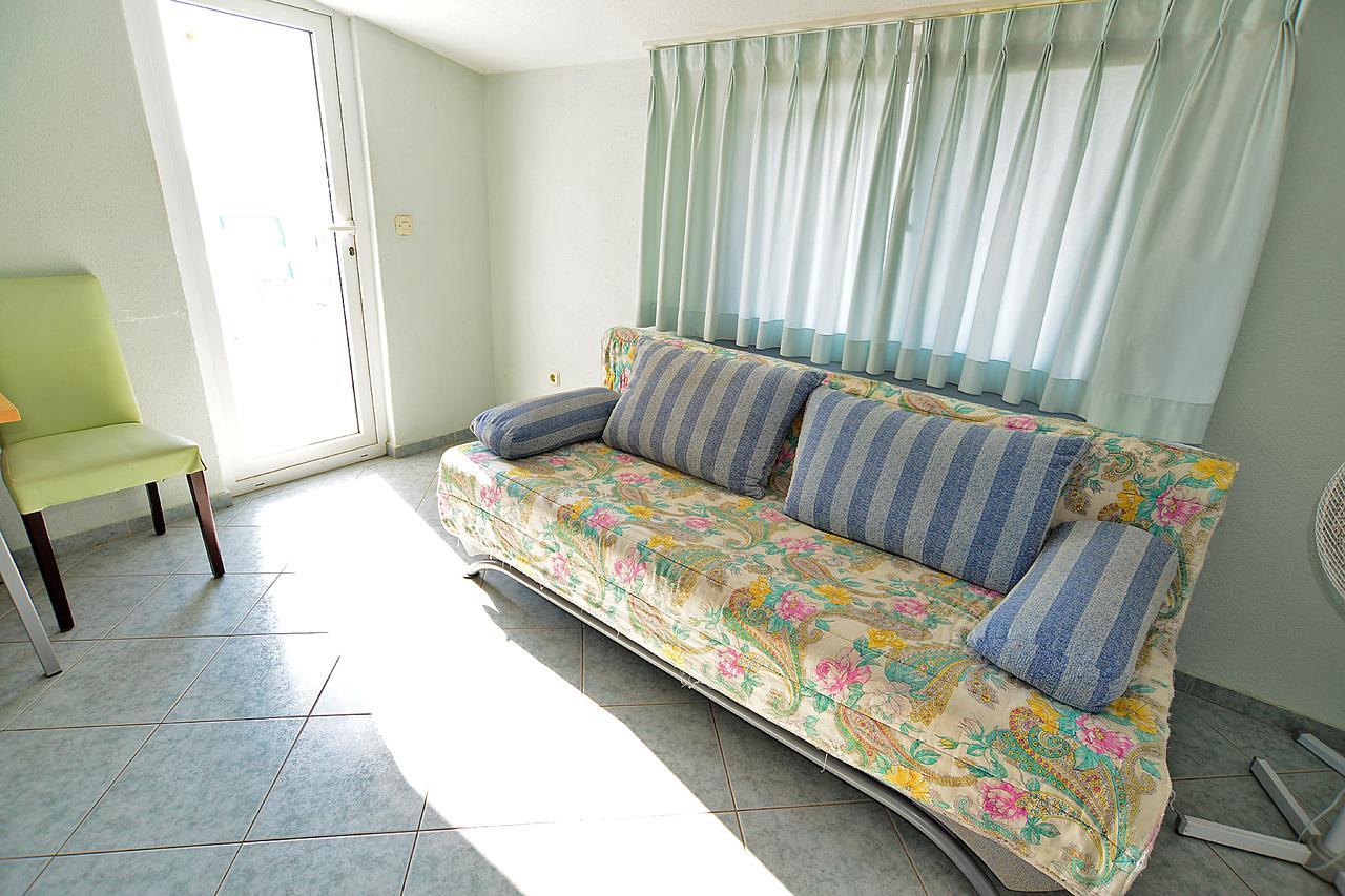 Apartments Milica 56 พูลา ภายนอก รูปภาพ