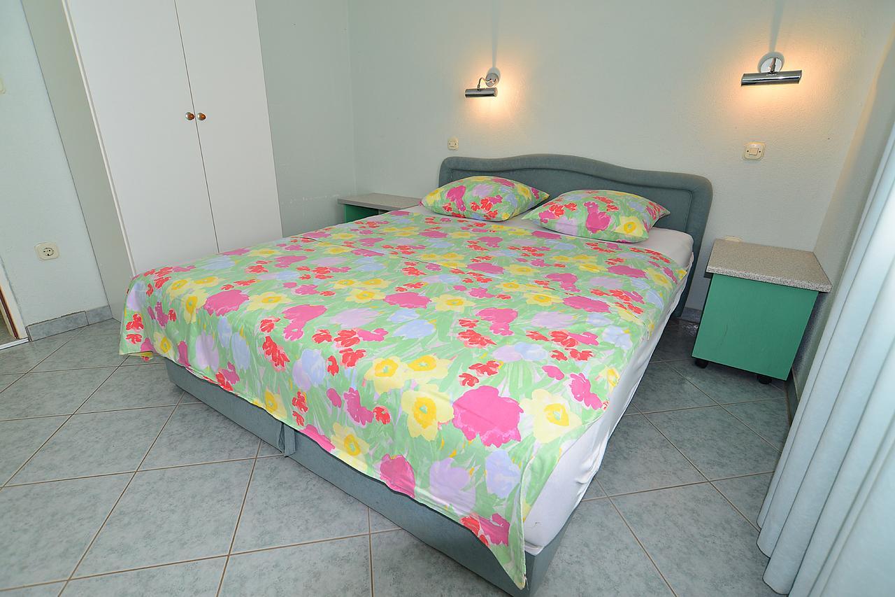 Apartments Milica 56 พูลา ภายนอก รูปภาพ