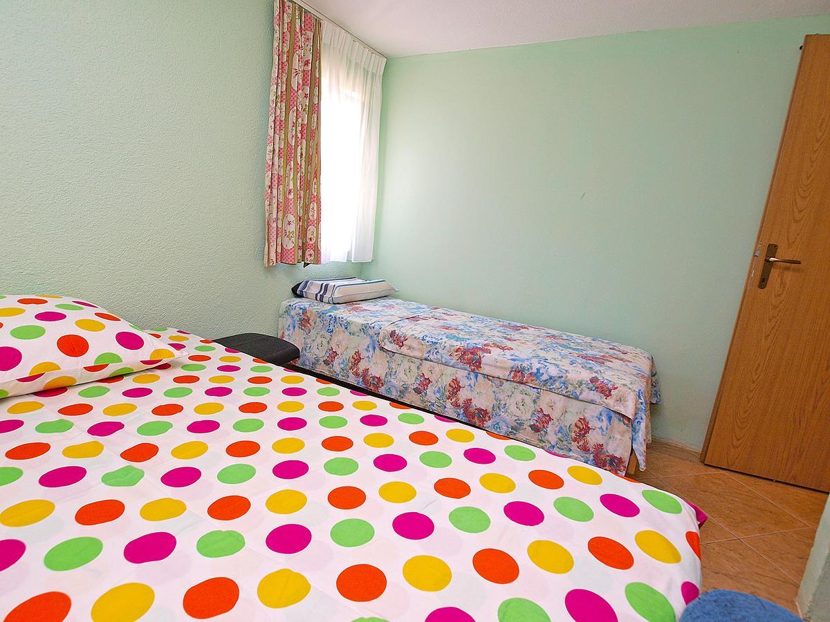 Apartments Milica 56 พูลา ภายนอก รูปภาพ